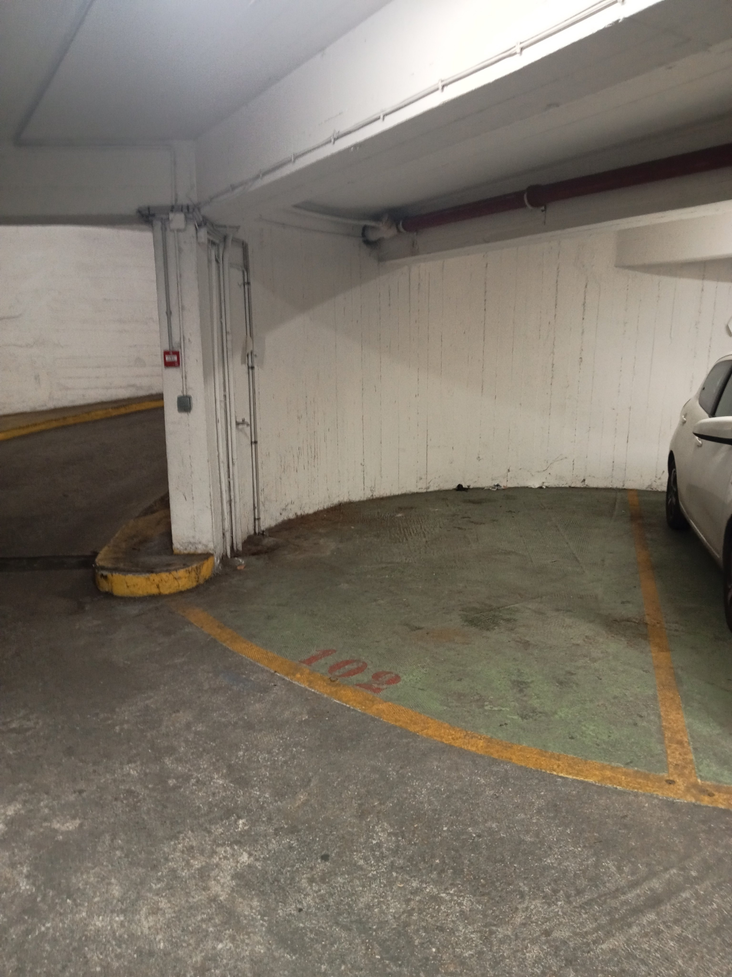 PARKING AU 1ER SOUS-SOL
